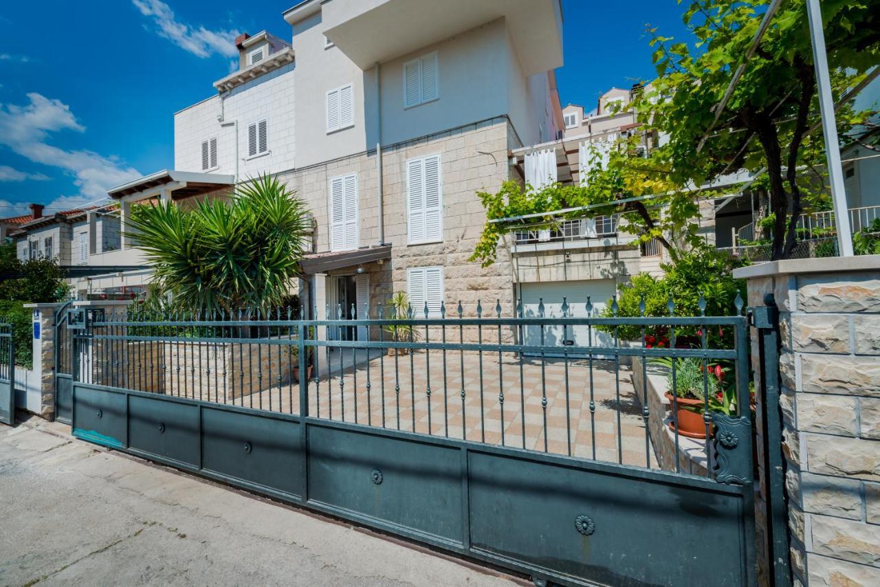 Superior Stunning Apartment Gravosa With A Free Parking Dubrovnik Dış mekan fotoğraf