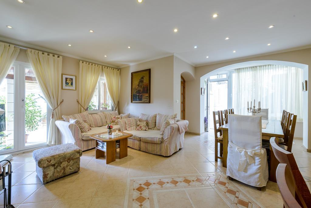 Superior Stunning Apartment Gravosa With A Free Parking Dubrovnik Dış mekan fotoğraf